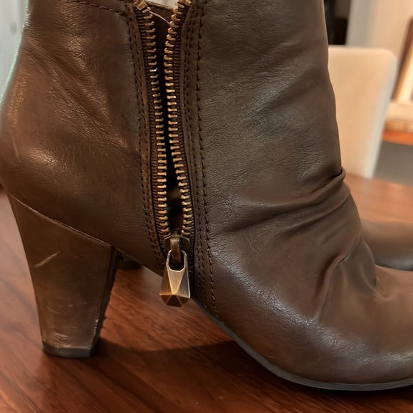 Fergalicious by Fergie Dark Brown, Faux Leather, Rounded Toe, Ankle Boot, 9M - Picture 3 of 6